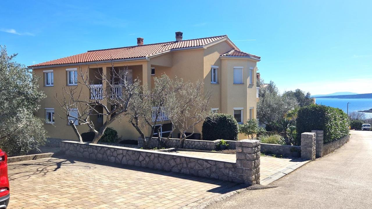 קרק Apartments Ana & Ivan מראה חיצוני תמונה