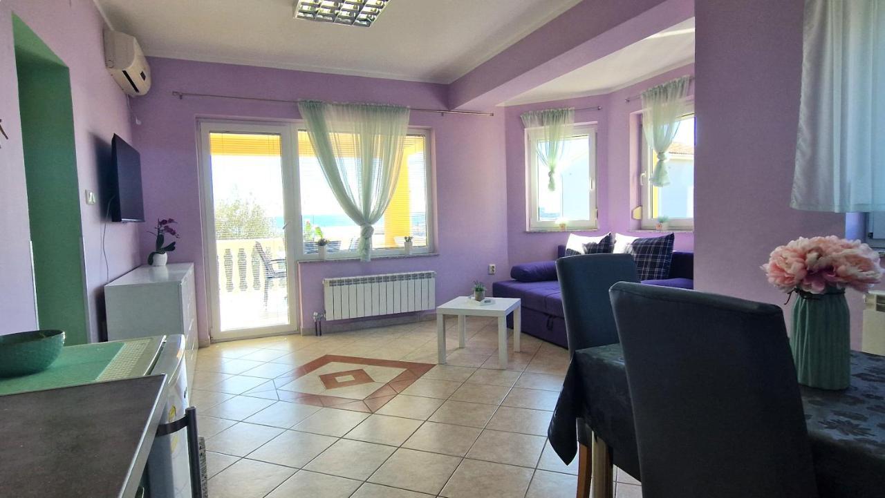 קרק Apartments Ana & Ivan מראה חיצוני תמונה