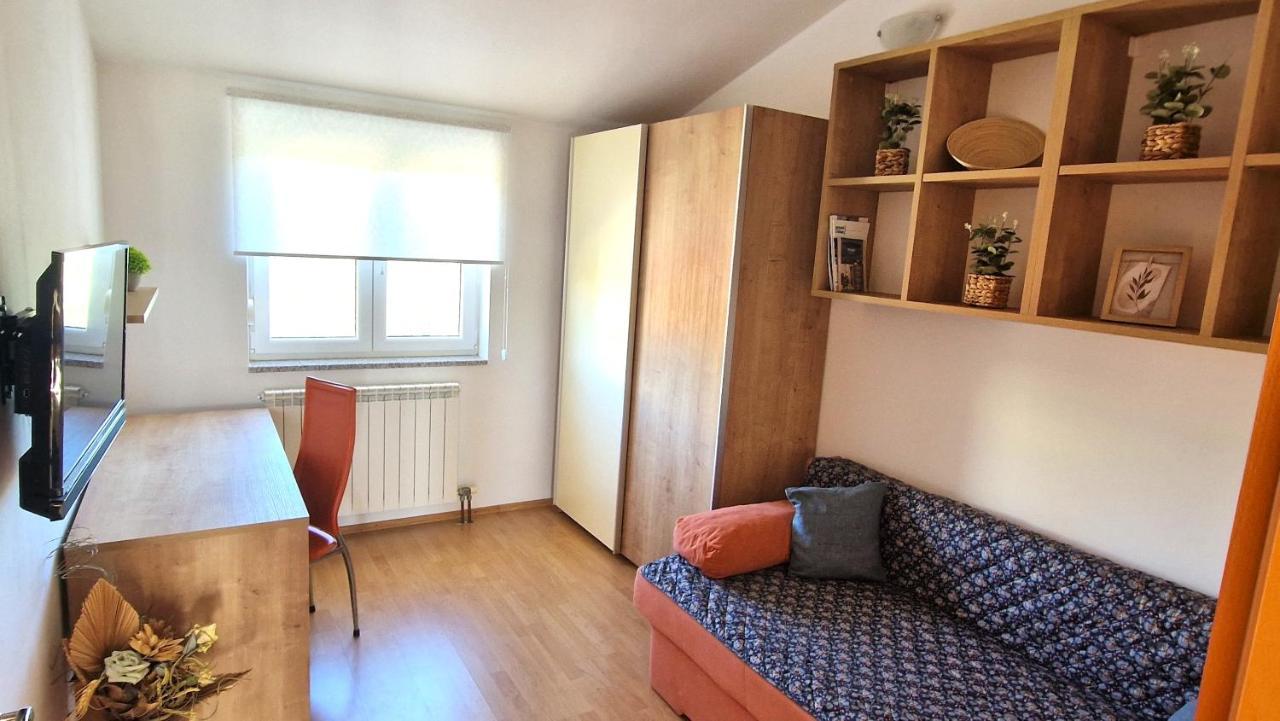 קרק Apartments Ana & Ivan מראה חיצוני תמונה